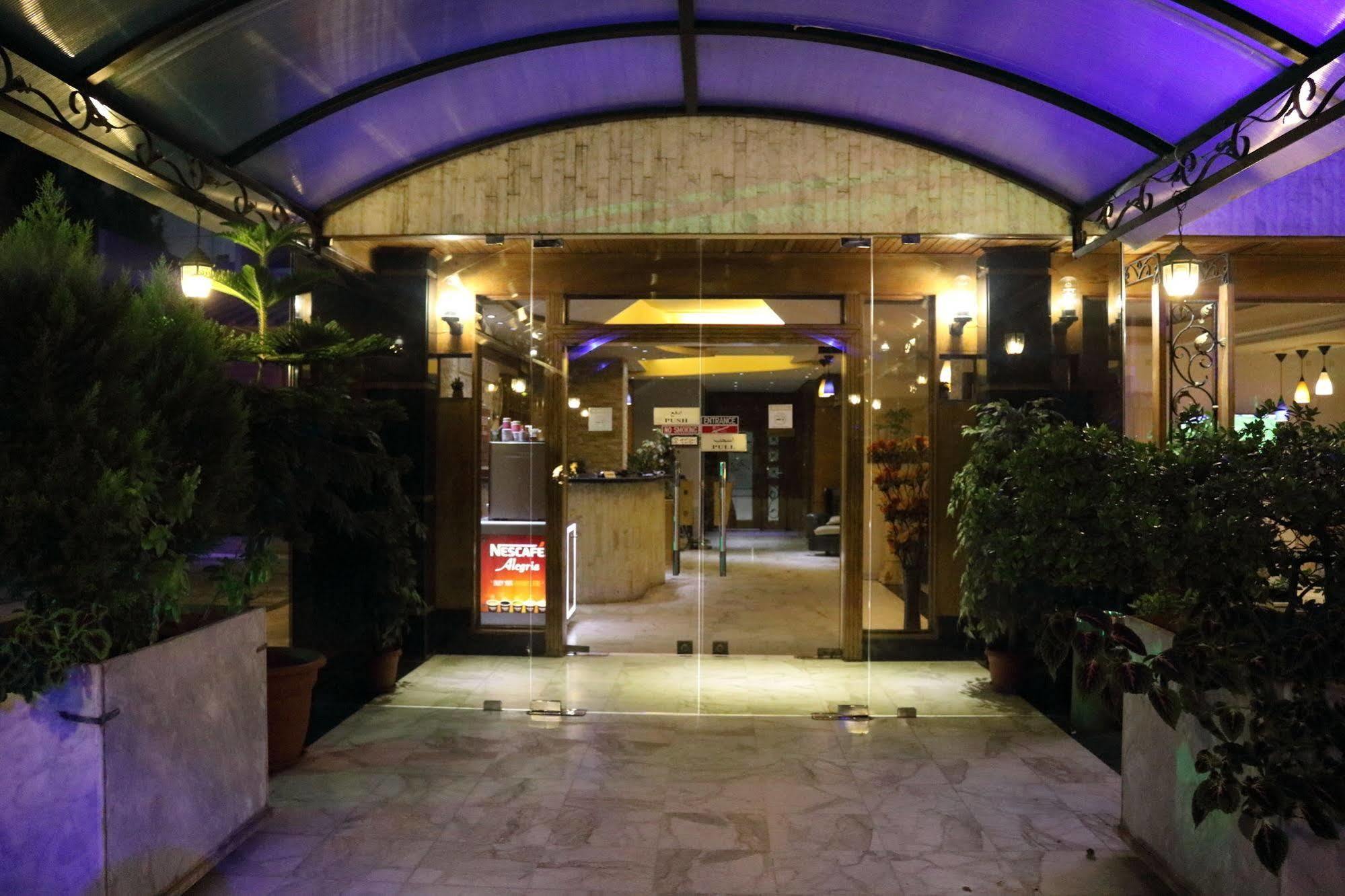 Vista Del Mar Hotel Joünié Exterior foto